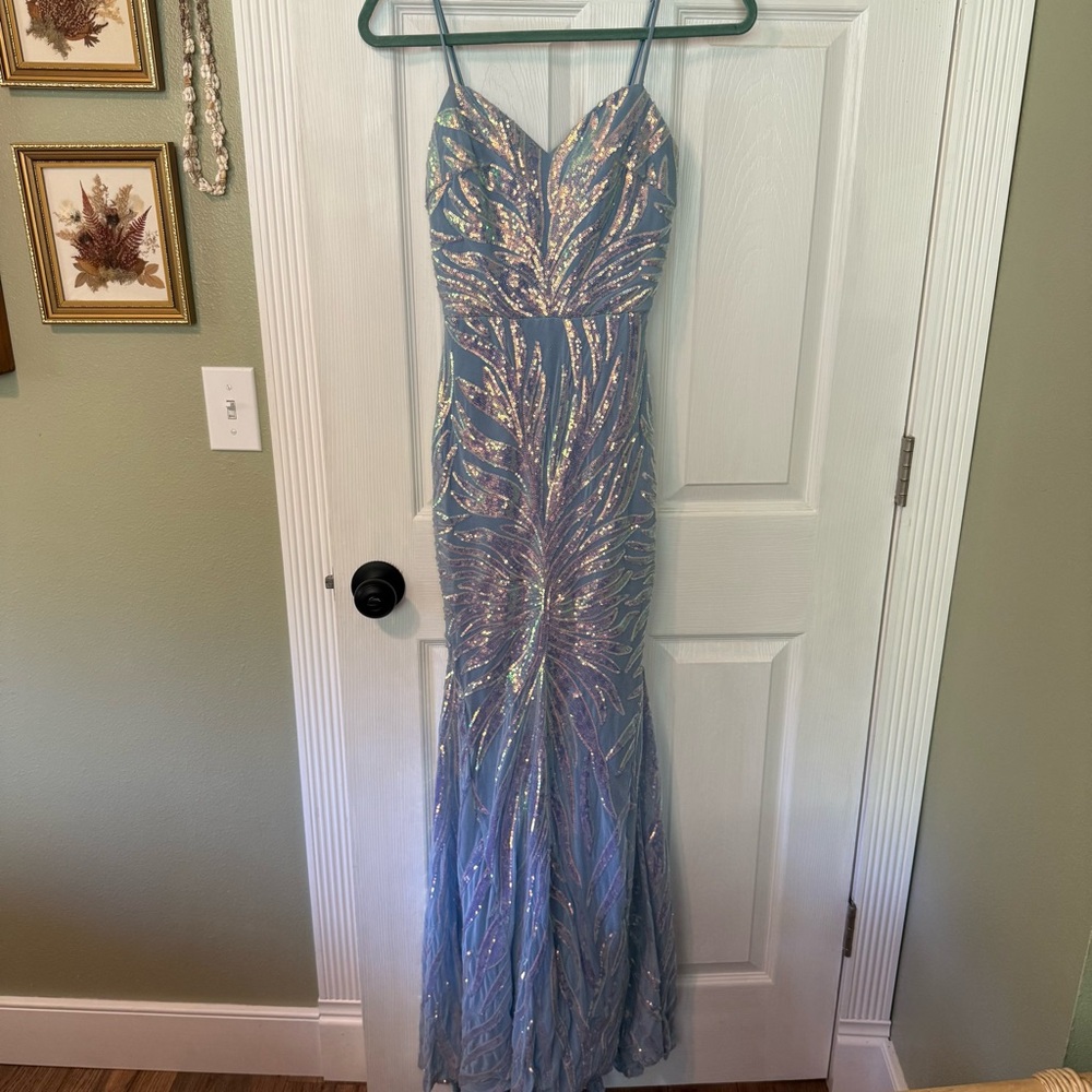Nox Anabel Sequin Embellished Light Blue Evening Gown women’s 4
